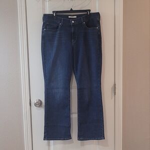 Levi's Bootcut Jeans